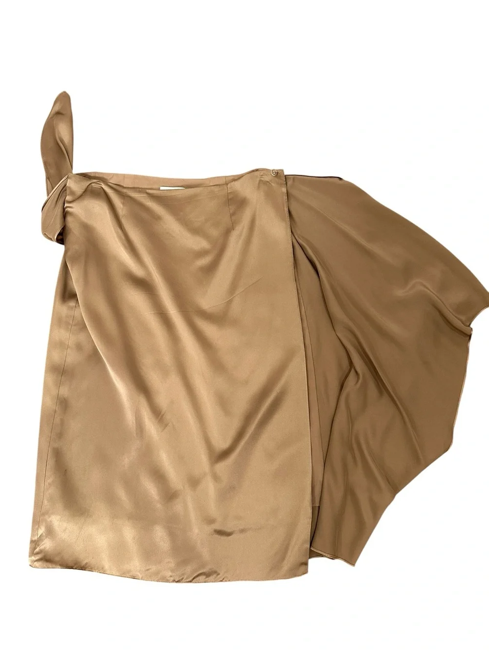 Cinq a Sept 100% silk Tie-Waist Midi Skirt in Taupe. Quiet luxury. l
